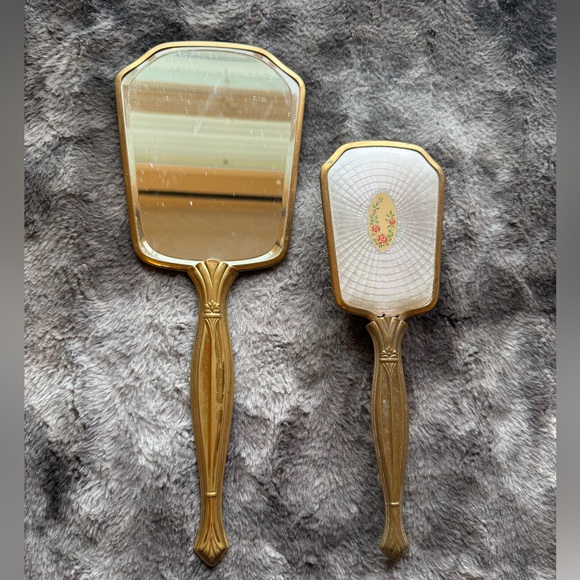 Vintage mirror and brush set - Picture 6 of 6